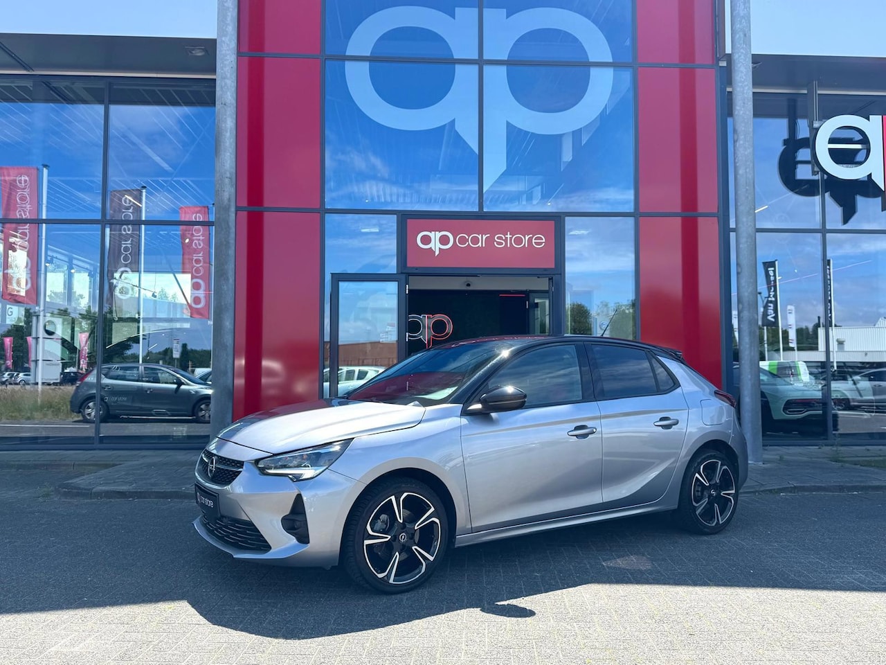 Opel Corsa - 1.2 GS Line | LED | 360 Camera | Parksens | Carplay | Leder | Two Tone | - AutoWereld.nl