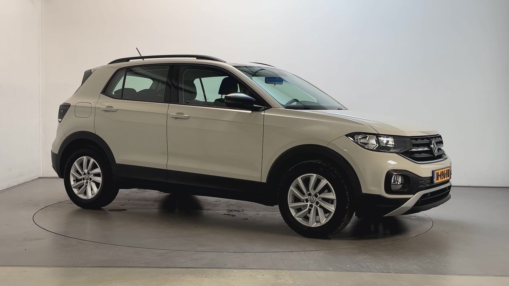 Volkswagen T-Cross - 1.0 TSI Life Parkeersensoren Adaptive Cruise Stoelverwarming App Connect DAB+ - AutoWereld.nl