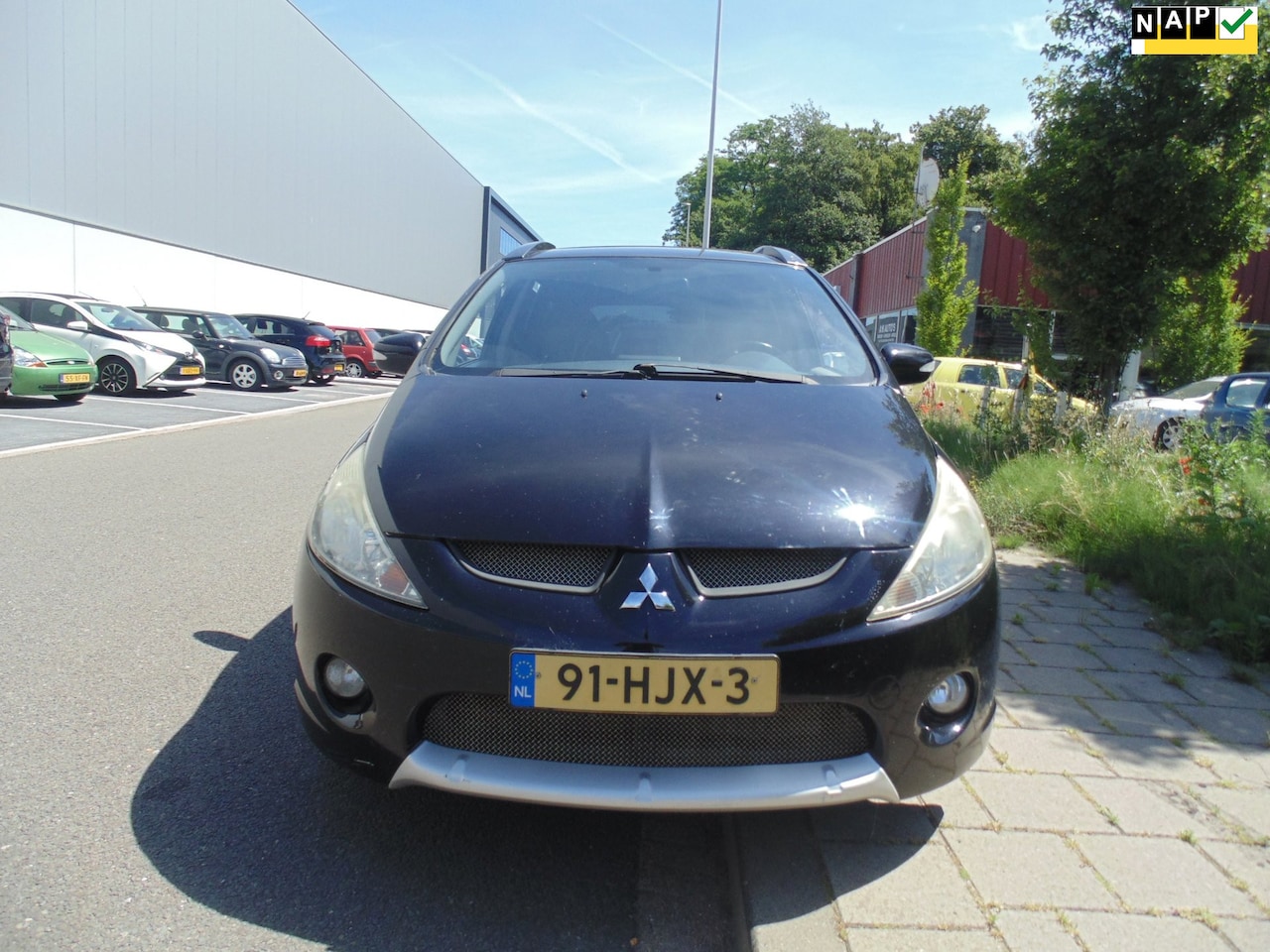 Mitsubishi Grandis - 2.4-16V InSport met airco navi 7 set - AutoWereld.nl