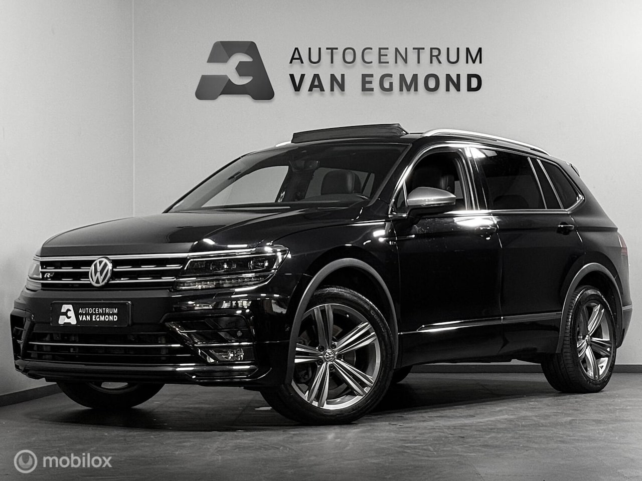 Volkswagen Tiguan Allspace - 2.0 TSI 4Motion 7p. R-LINE | PANO - AutoWereld.nl