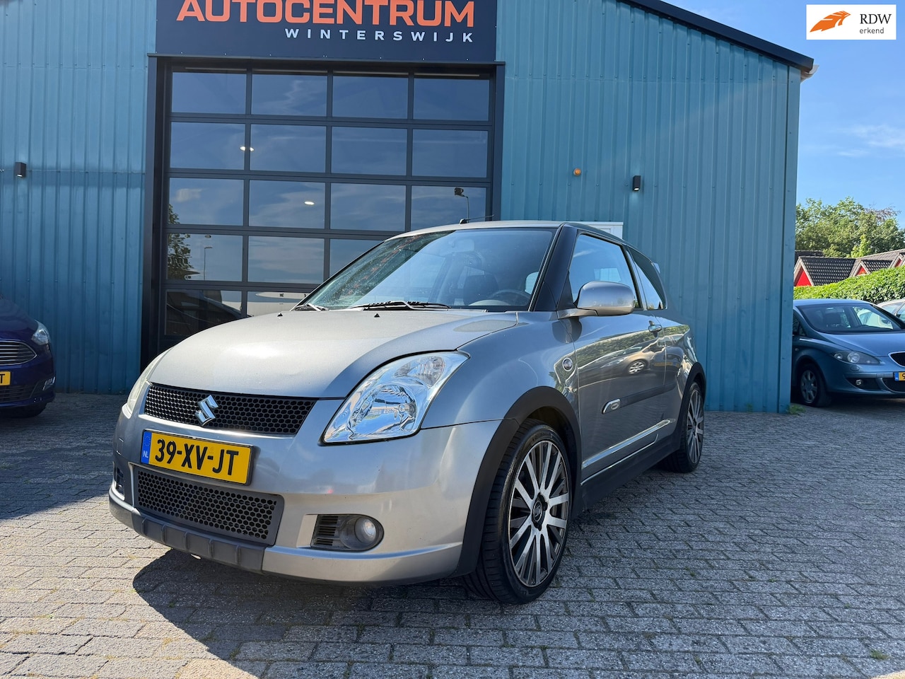 Suzuki Swift - 1.3 Exclusive GT Look Airco - AutoWereld.nl