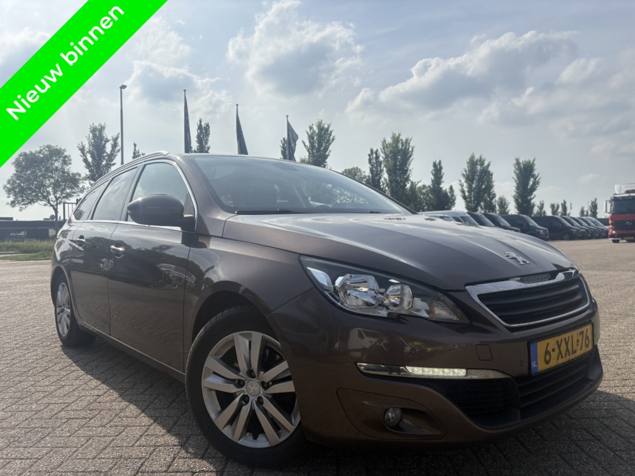 Peugeot 308 SW - 1.6 BlueHDI Pano|Clima|6bak|Navi - AutoWereld.nl