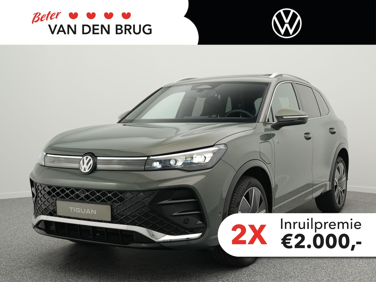 Volkswagen Tiguan - R-Line-Edition 1.5 eHybrid 204 pk | Trekhaak | Panoramadak | Stuur & Stoelverwarming | - AutoWereld.nl