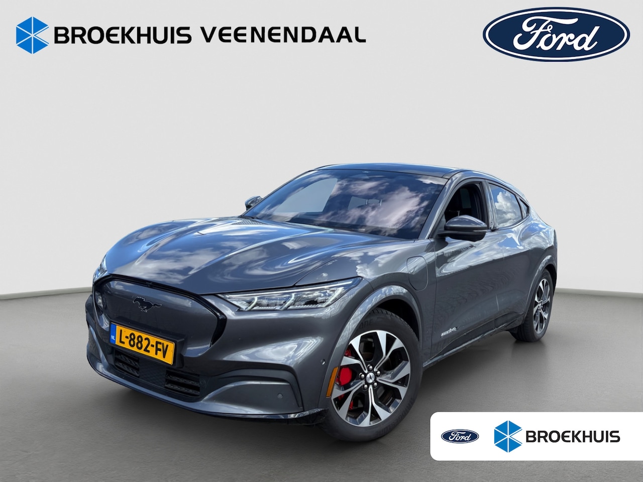 Ford Mustang Mach-E - Extended First Edition AWD 98 kWh | Pano | Trekhaak | Adap. Cruise | 19 inch - AutoWereld.nl
