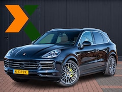 Porsche Cayenne - 3.0 E-Hybrid Aut. | Panodak | SportChrono | Softclose | 20” LM | CarPlay | Luchtvering | B