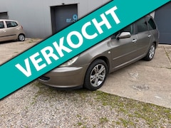 Peugeot 307 SW - 1.6 16V Pack 7 zits voorbereiding nu 5 zits
