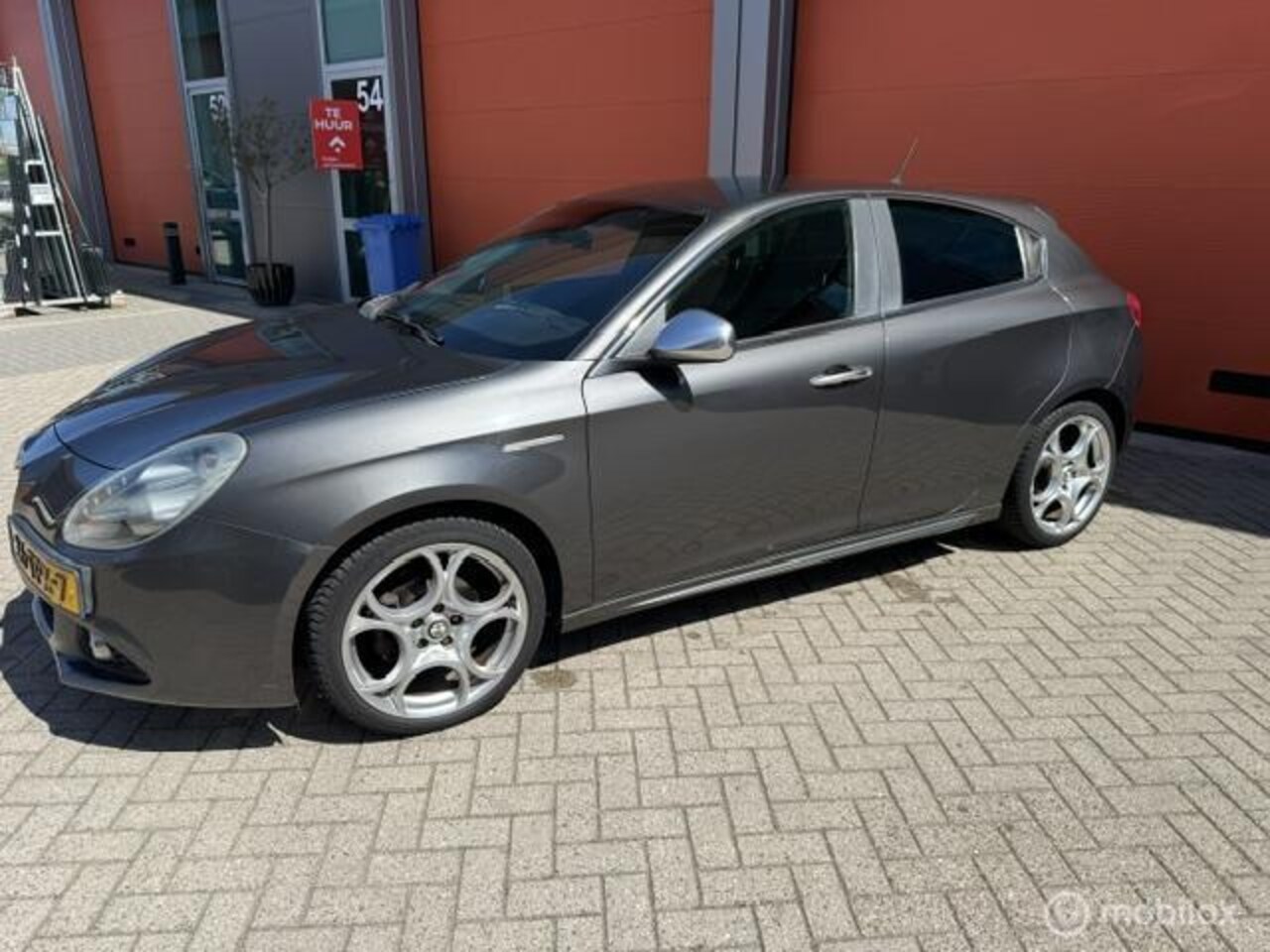 Alfa Romeo Giulietta - 1.6 JTDm Distinctive KM NAP-VEEL EXTR'S - AutoWereld.nl