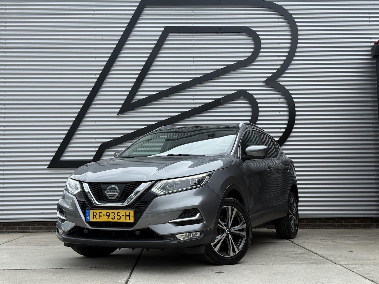 Nissan Qashqai - 1.2 Tekna Navi|Pano|360 Camera|Clima|Cruise|Nieuwe APK bij Aflevering - AutoWereld.nl
