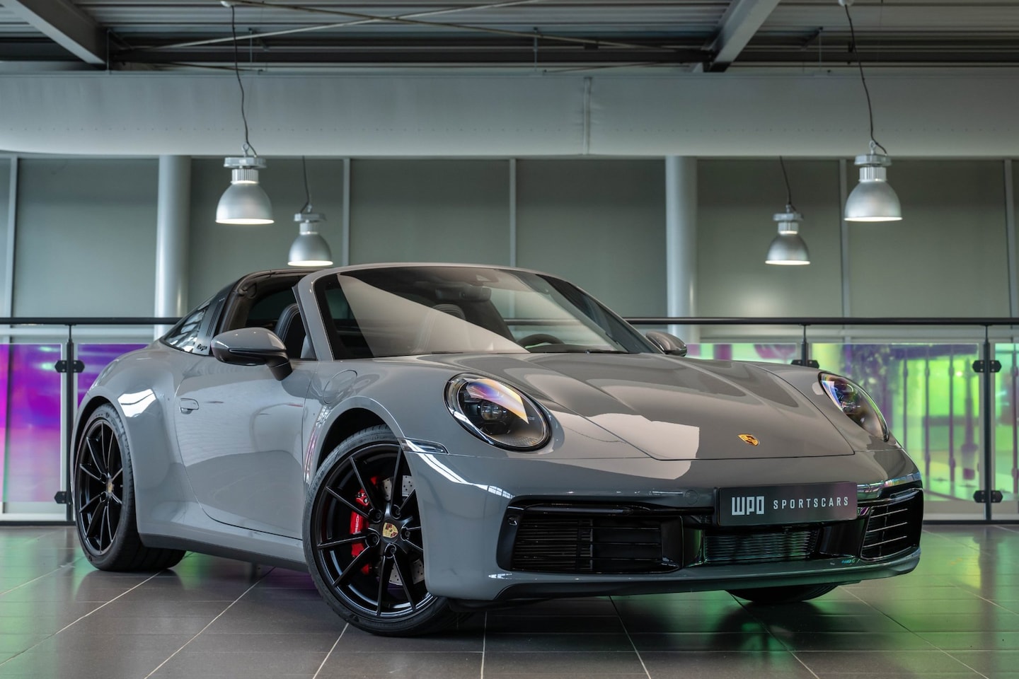Porsche 911 Targa - 992 Targa 4S - PTS China Grey - AutoWereld.nl