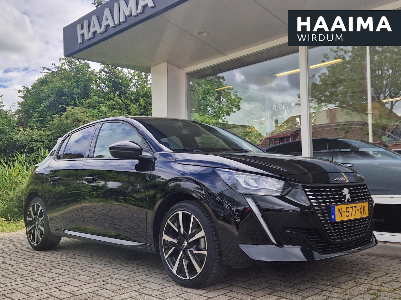 Peugeot 208 - 1.2 PureTech Allure | Climate & Cruise Control | Parkeersensoren | 17INCH | Applecarplay/A - AutoWereld.nl