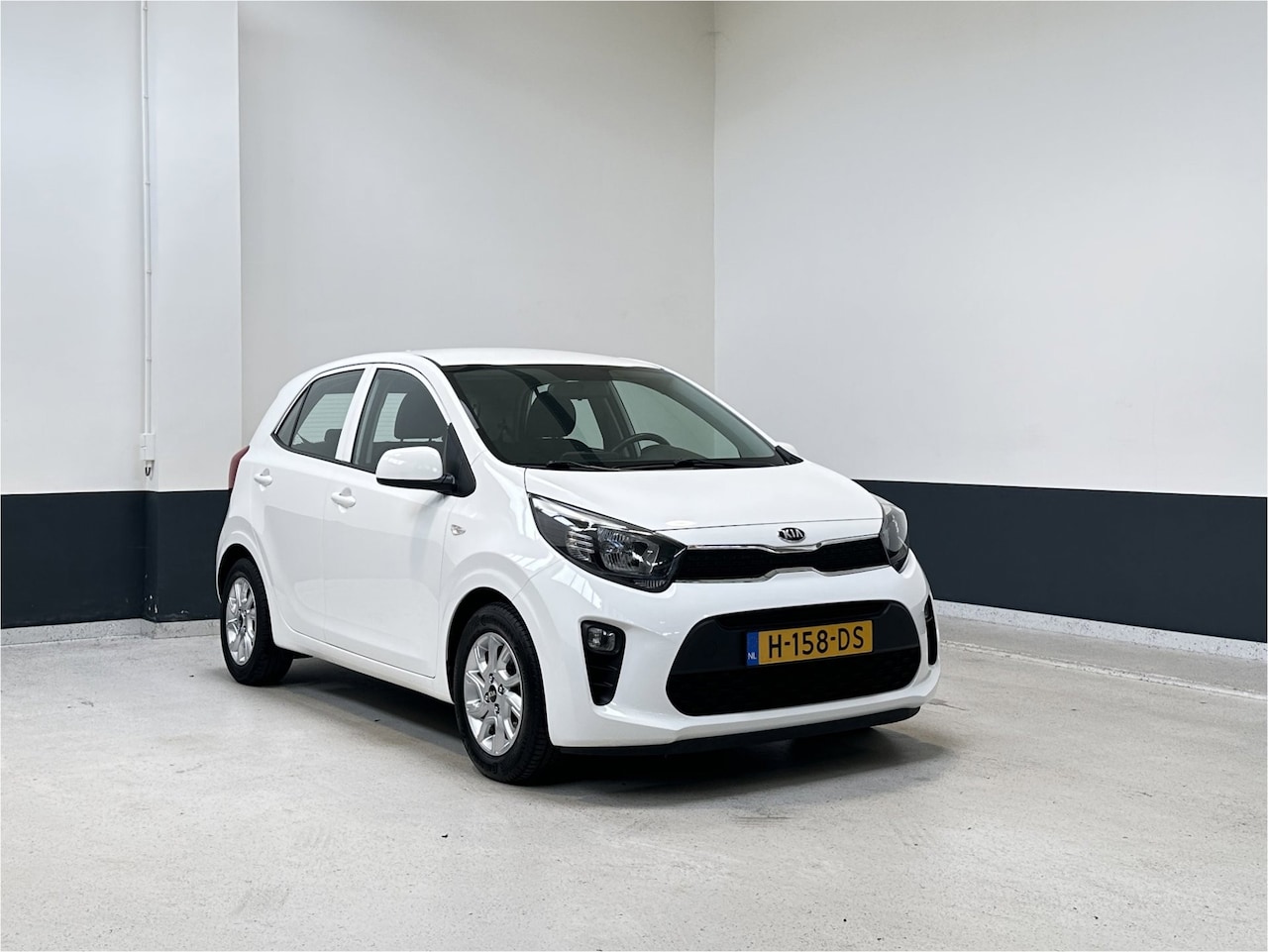 Kia Picanto - 1.0 MPi DynamicLine | Carplay/ Android Auto| Camera | NL | LM velgen | - AutoWereld.nl