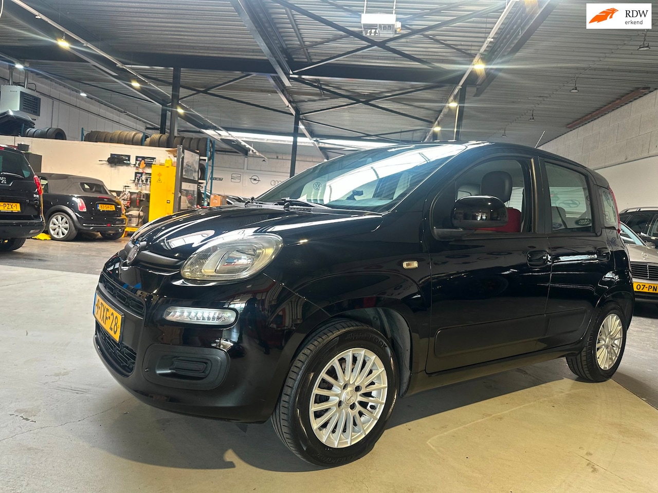 Fiat Panda - 0.9 TwinAir Edizione Cool/Airco/trekhaak/Dealer onderhouden/Apk nw - AutoWereld.nl