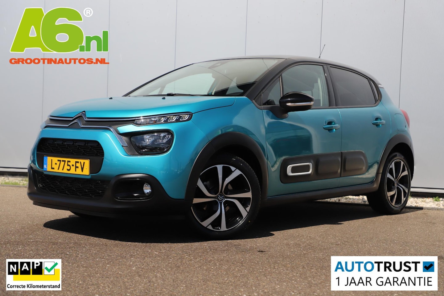 Citroën C3 - 1.2 PureTech Shine 110PK Automaat Nieuwe DB Riem! Trekhaak Navigatie Clima Cruise Achterui - AutoWereld.nl