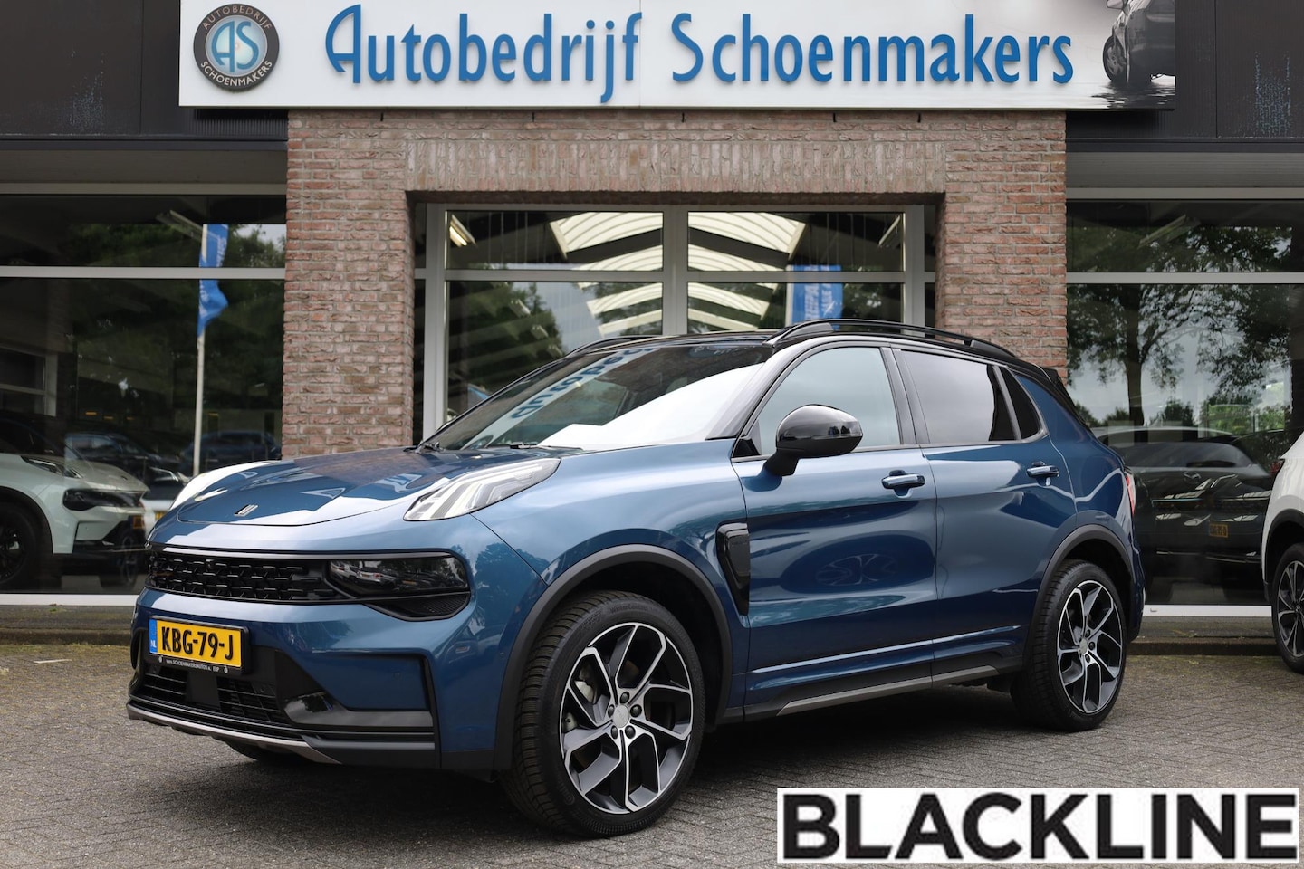 Lynk & Co 01 - 1.5 MY23! BLACKLINE! ZWARTE-HEMEL ROLHOES 360-CAMERA PANO/SCHUIF INFINITY DAB NAVI CARPLAY - AutoWereld.nl