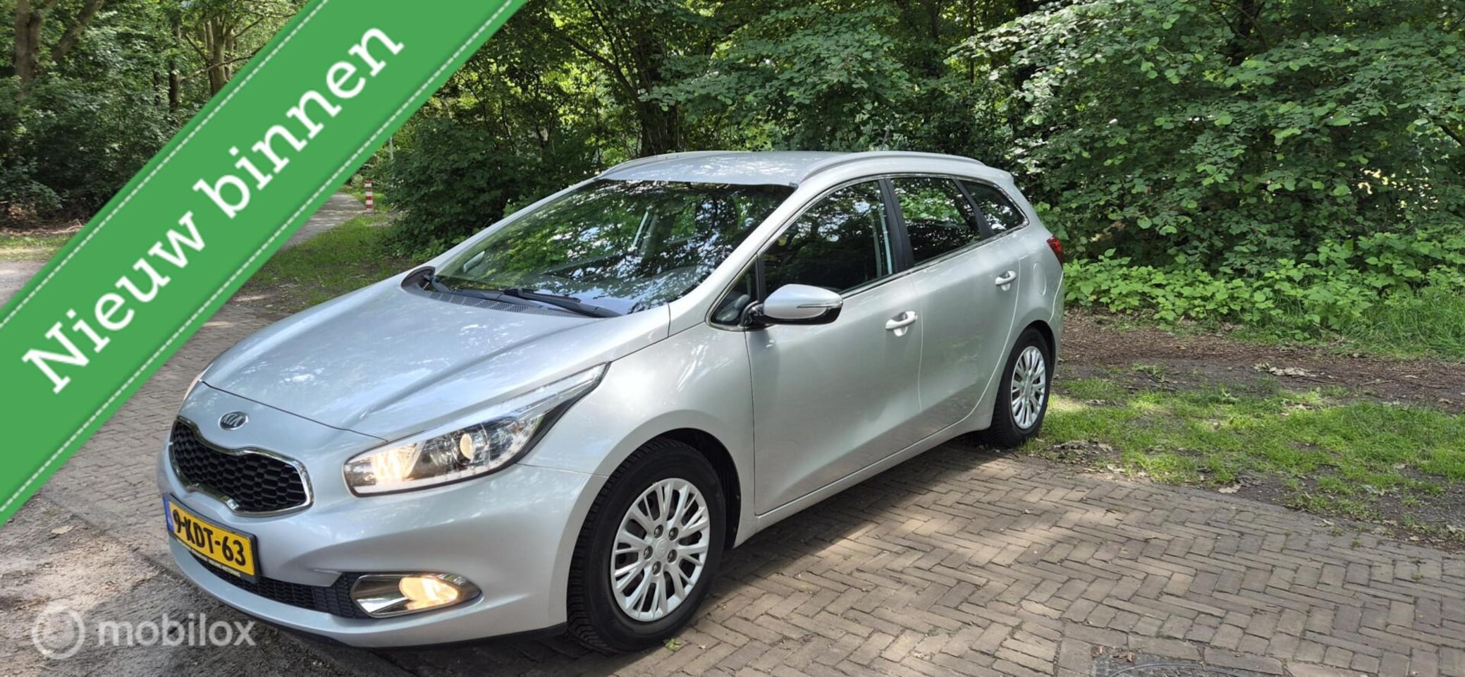 Kia Cee'd Sportswagon - 1.6 GDI Super Pack Premium 1.6 GDI Super Pack Premium - AutoWereld.nl