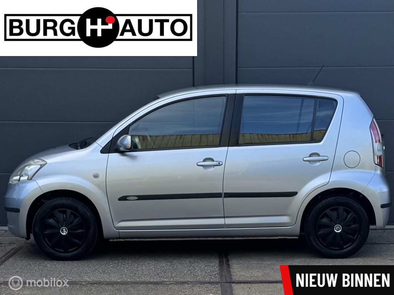 Daihatsu Sirion 2 - 1.3-16V Prestige 5 deurs - 2E EIGENAAR - AIRCO - EL. RAMEN + SPIEGELS - CPV - RADIO/CD - N - AutoWereld.nl