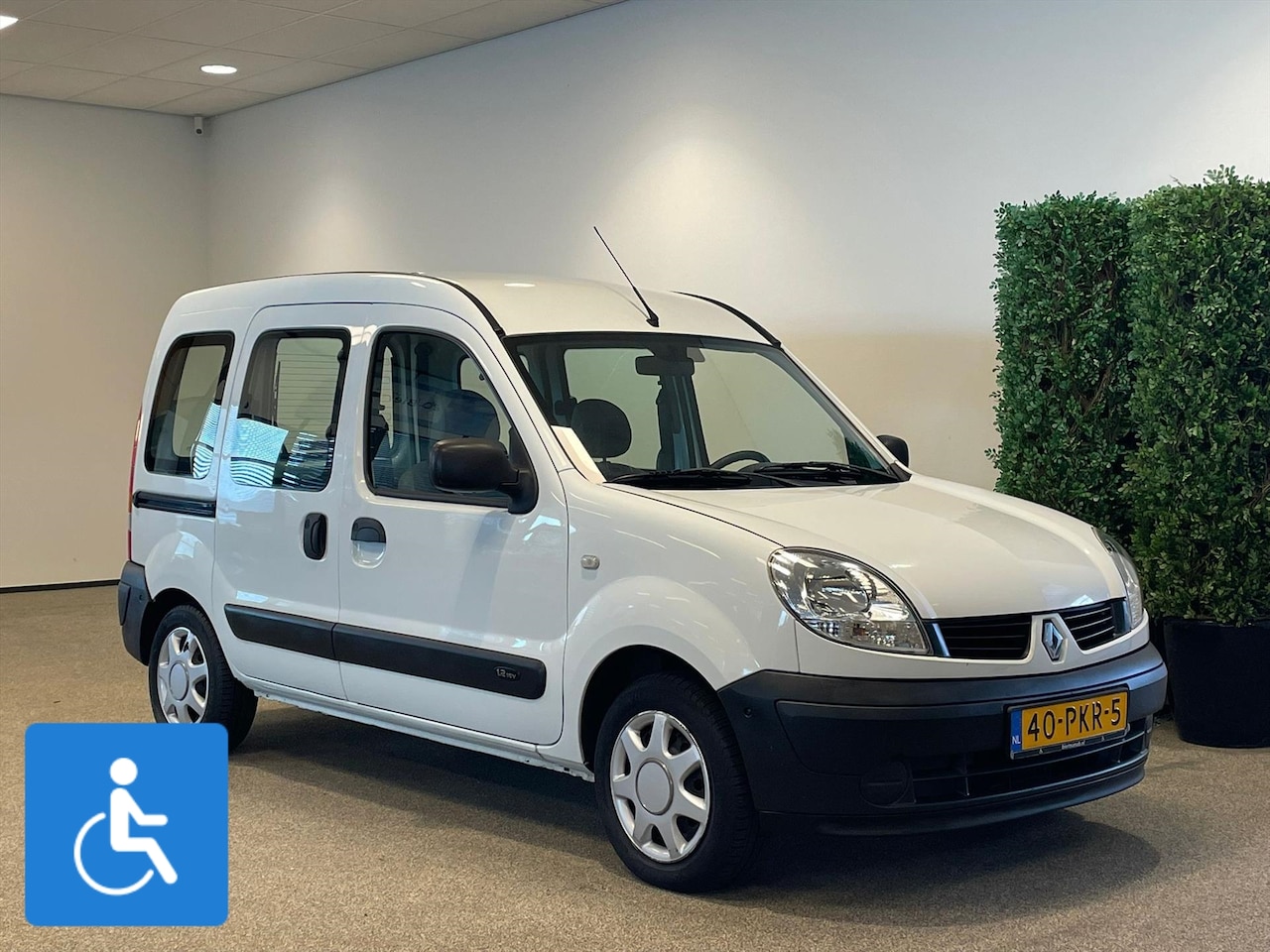 Renault Kangoo - Rolstoelauto 3+1 - AutoWereld.nl