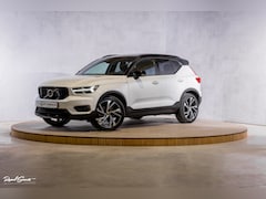 Volvo XC40 - 2.0 T5 AWD R-Design Intro Edition | 2.100 kg Trekvermogen | Zwenkbare trekhaak | Panorama