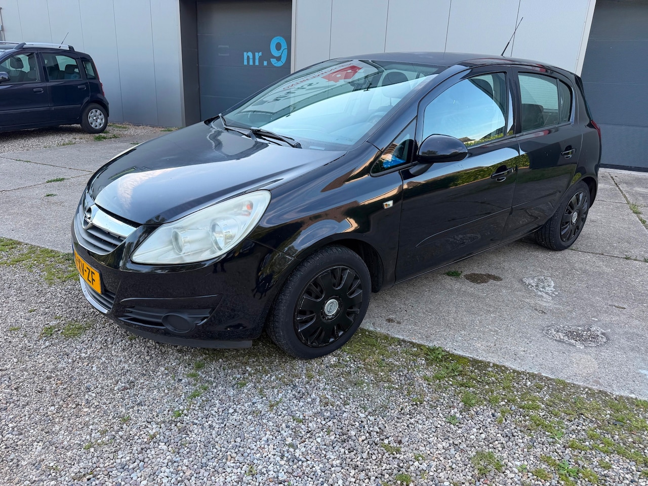 Opel Corsa - 1.4-16V Business met airco - AutoWereld.nl