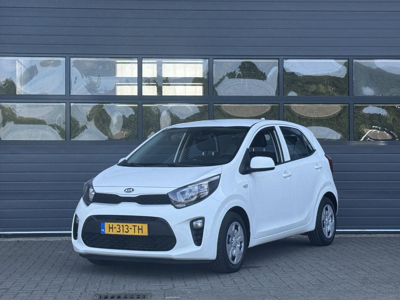 Kia Picanto - 1.0 MPI COMFORTPLUSLINE I P-CAMERA I APPLE CARPLAY I CRUISE CONTROL - AutoWereld.nl