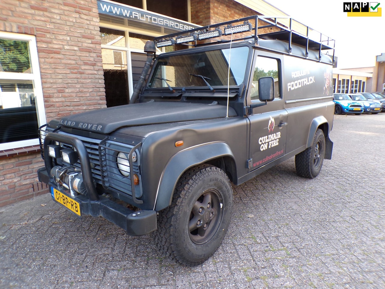 Land Rover Defender 110 - 2.5 Td5 HT 110" Robuuste FoodTruck - AutoWereld.nl