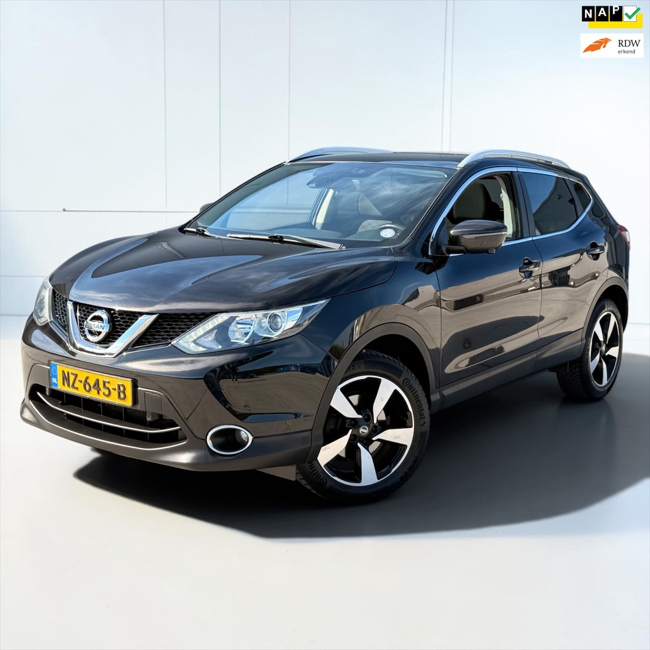 Nissan Qashqai - 1.2 N-Connecta VOLLEDIG DEALER ONDERHOUDEN - AutoWereld.nl