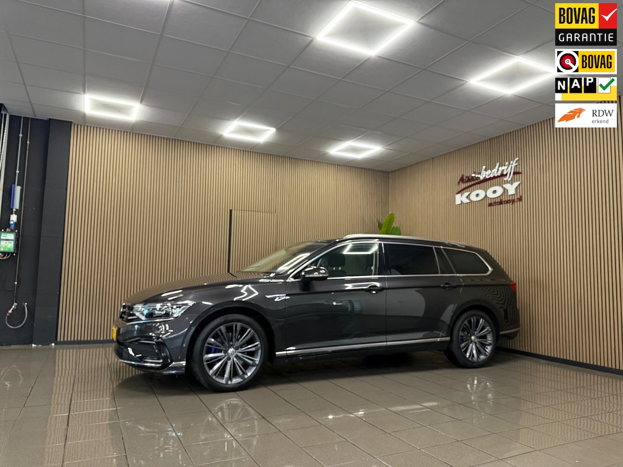 Volkswagen Passat Variant - 1.4 TSI PHEV GTE Business * Panoramadak / HUD / ACC / Camera / Dealer onderhouden * - AutoWereld.nl