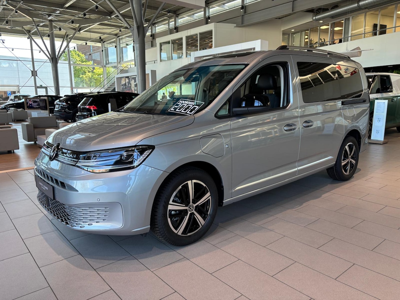 Volkswagen Caddy Maxi - Kombi L2H1 1.5TSI PHEV eHybrid 19,7kWh 115PK DSG Style / Direct leverbaar - AutoWereld.nl
