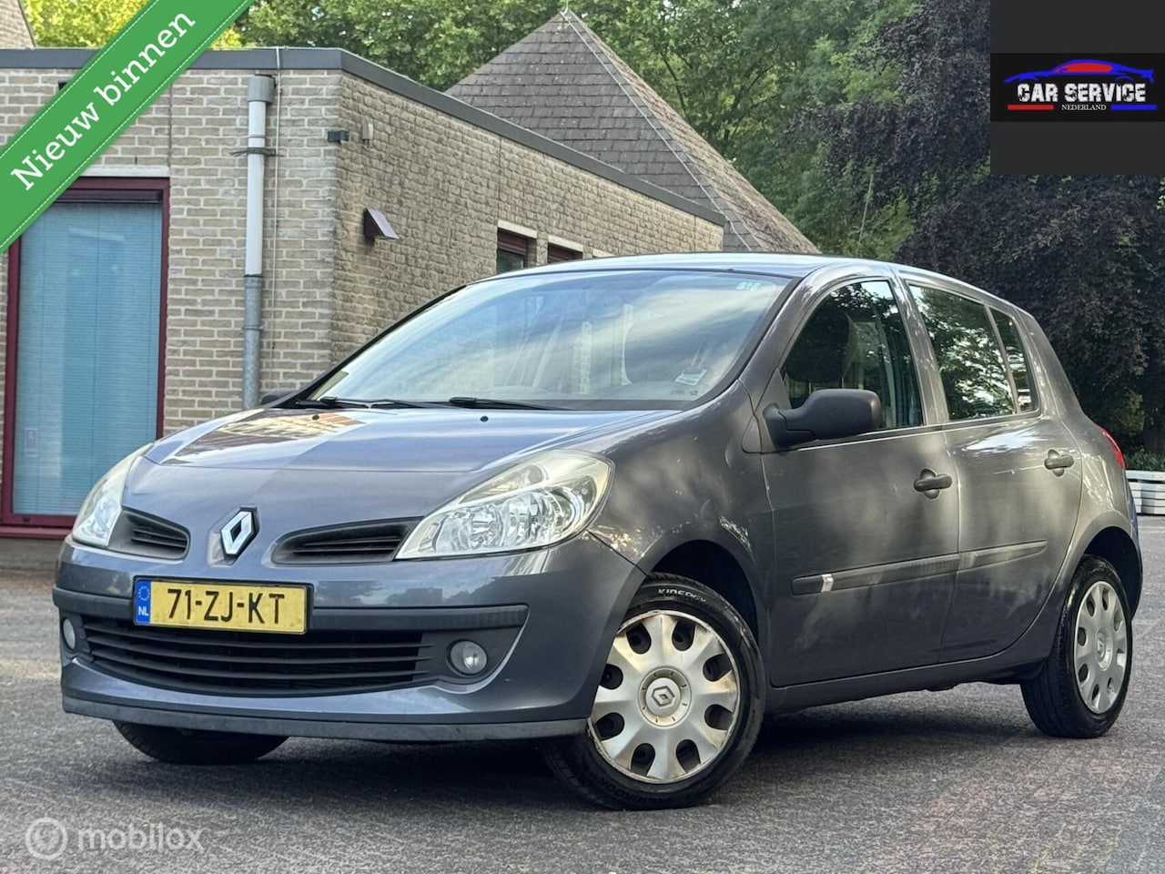 Renault Clio - 1.2-16V Authentique 1.2-16V Authentique - AutoWereld.nl