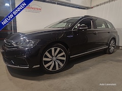Volkswagen Passat Variant - 1.4 TSI PHEV 218pk GTE High Business Digi.dash./ Trekhaak / A.Cam./ Adapt.Cruise C
