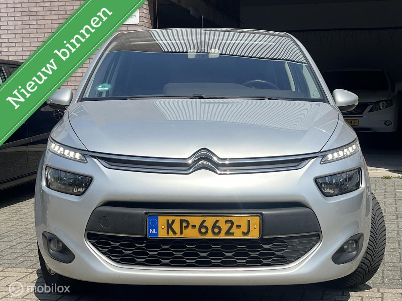 Citroën C4 Picasso - 1.2 Intensive BJ 2016, Airco, Trekhaak,Navi. Nette auto! - AutoWereld.nl