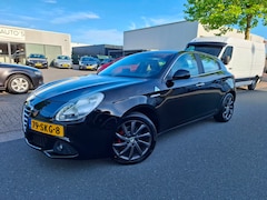 Alfa Romeo Giulietta - 1.4 T Distinctive CLIMA/CRUISE/NAVI