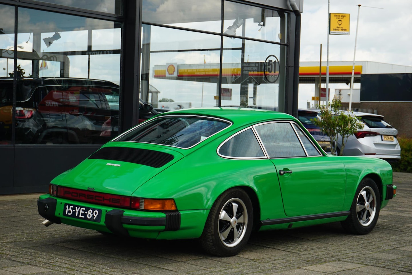 Porsche 911 - 2.7 S Coupé | Viper green - AutoWereld.nl