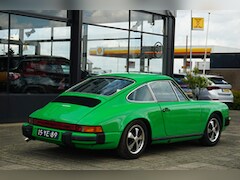 Porsche 911 - 2.7 S Coupé | Viper green