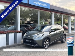 Toyota Aygo X - 1.0 VVT-i MT Envy - JBL sound | PDC v+a | Carplay | ACC | Stoelverw