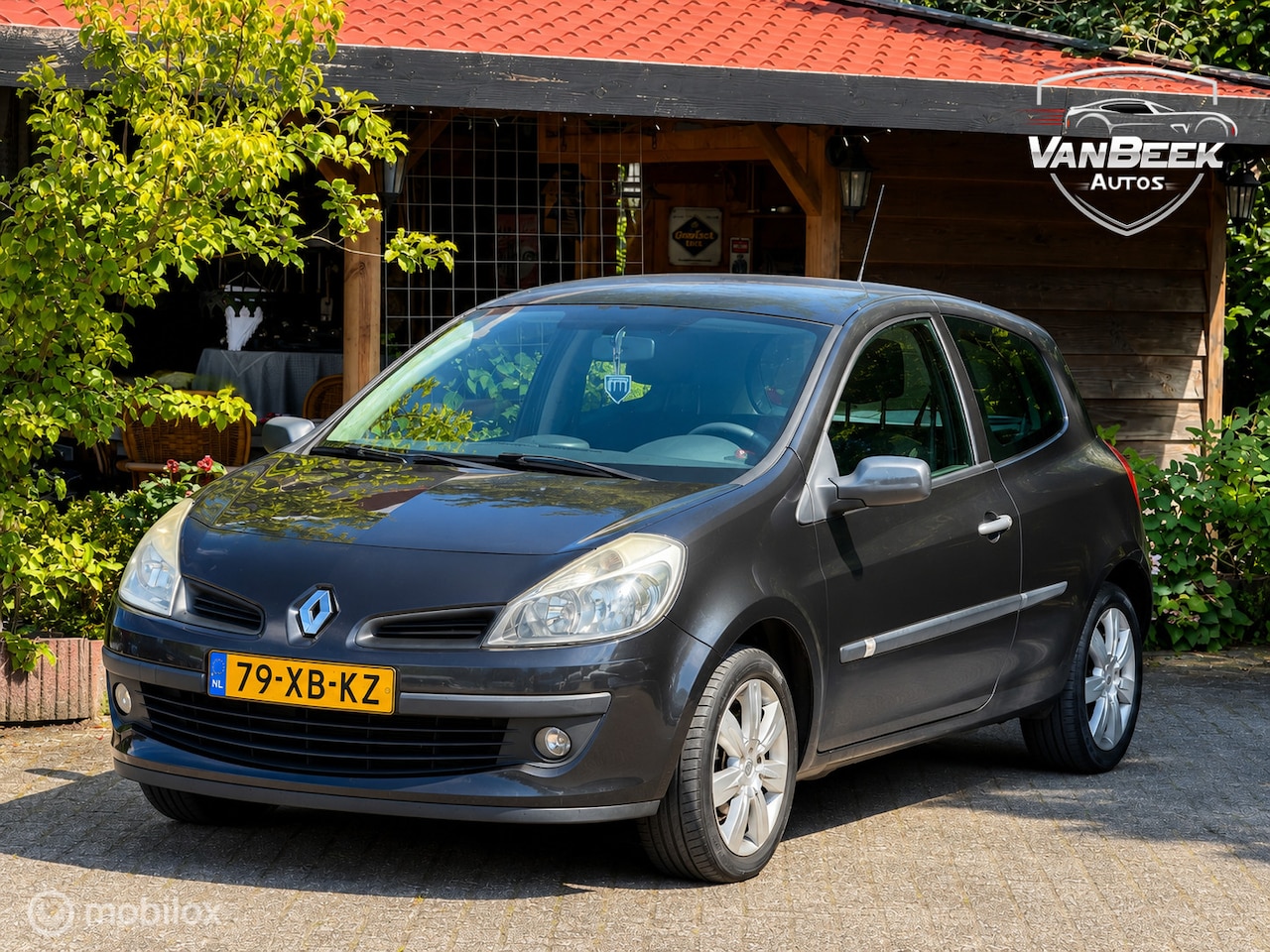 Renault Clio - 1.4-16V Business Line 1.4-16V Business Line - AutoWereld.nl