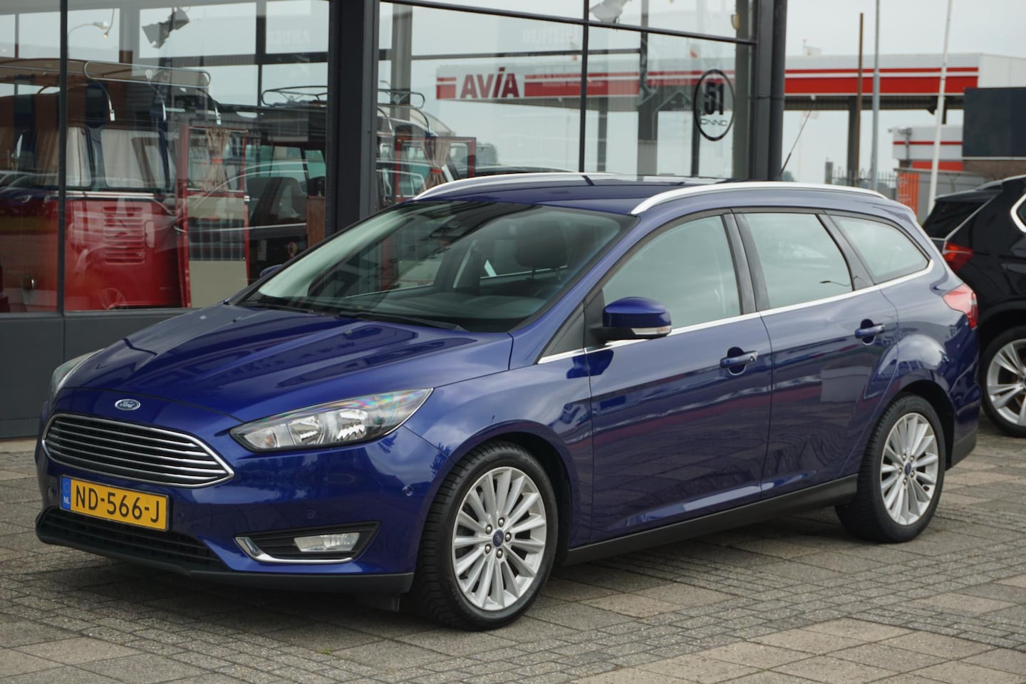Ford Focus Wagon - 1.5 Titanium | Carplay | Trekhaak - AutoWereld.nl