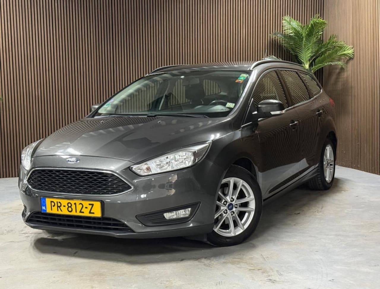 Ford Focus Wagon - 1.0 Lease Edition 1.0 Lease Edition - AutoWereld.nl