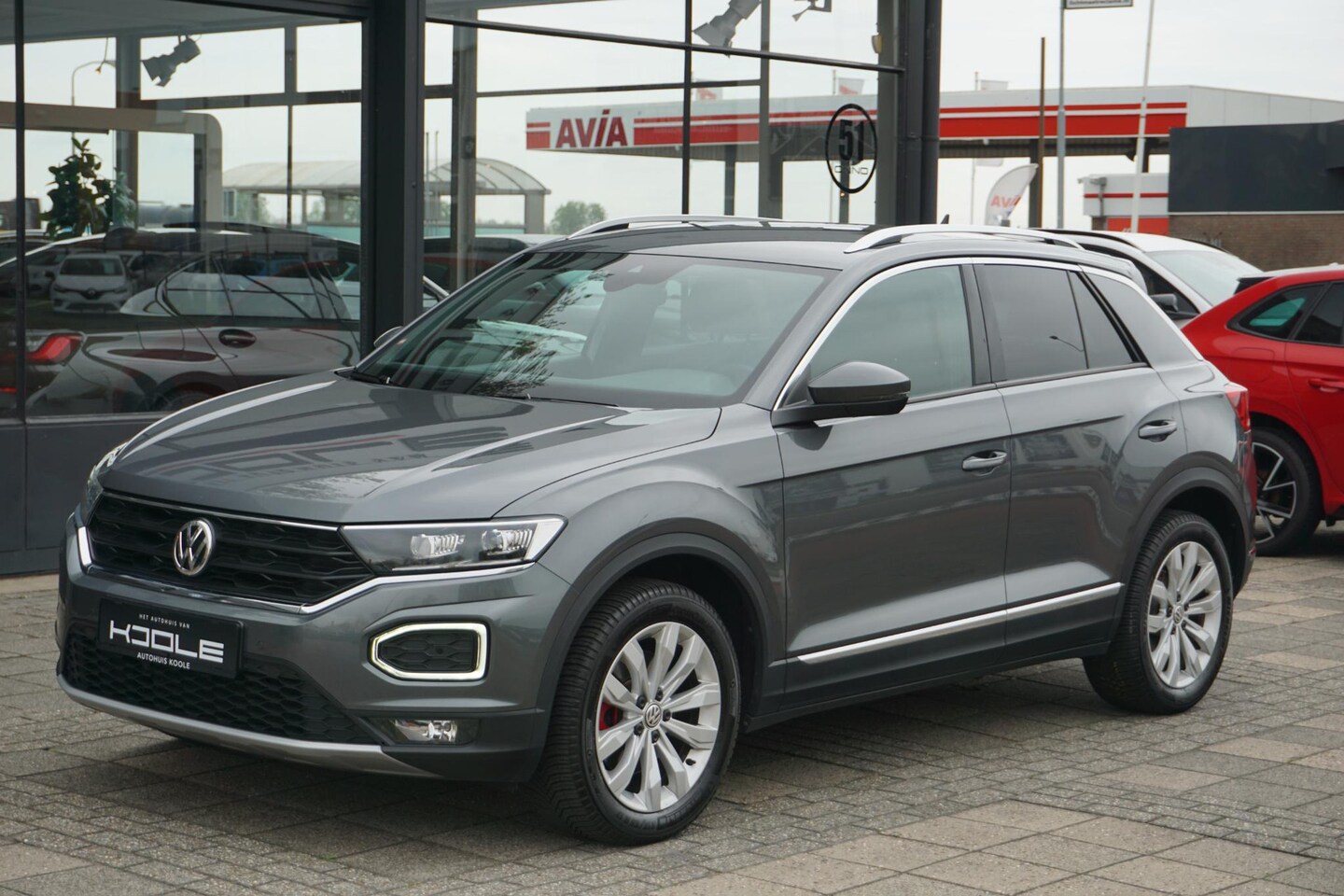 Volkswagen T-Roc - 1.5 TSI Sport | LED | ACC | Camera - AutoWereld.nl