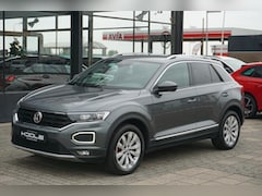 Volkswagen T-Roc - 1.5 TSI Sport | LED | ACC | Camera