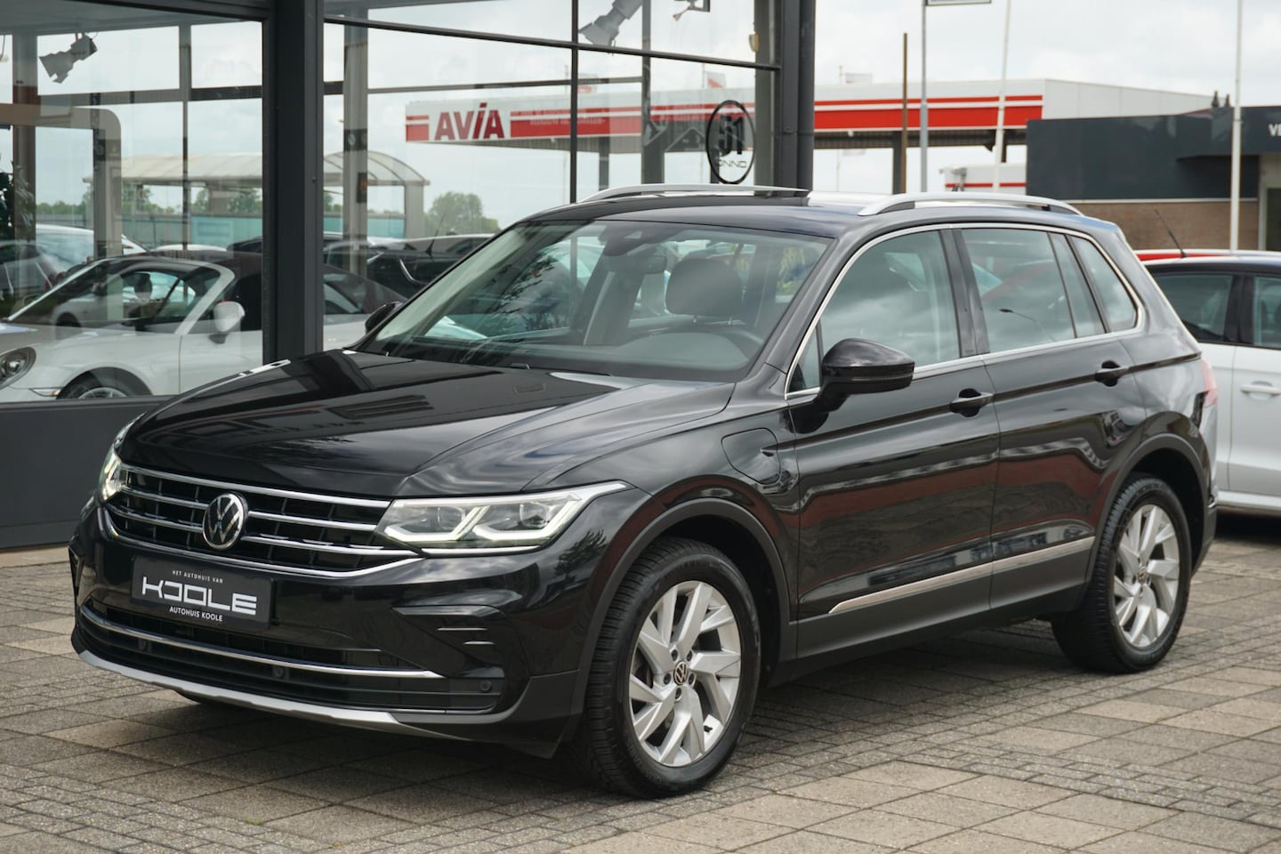 Volkswagen Tiguan - 1.4 TSI eHybrid Elegance | Trekhaak - AutoWereld.nl