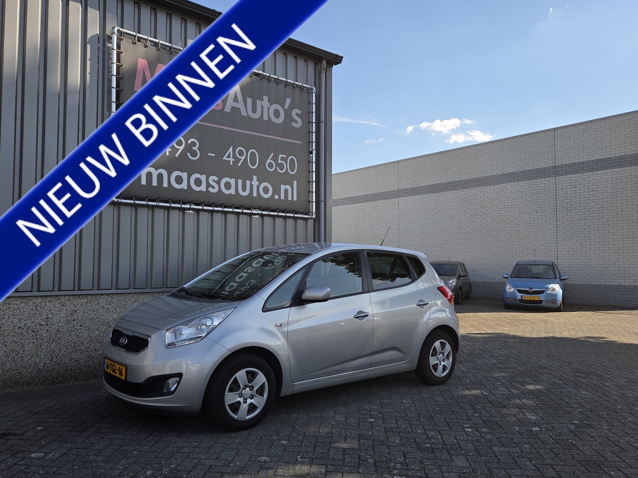 Kia Venga - 1.6 CVVT Anniversary uitvoering automaat camera /navigatie 1e eigenaar !! - AutoWereld.nl