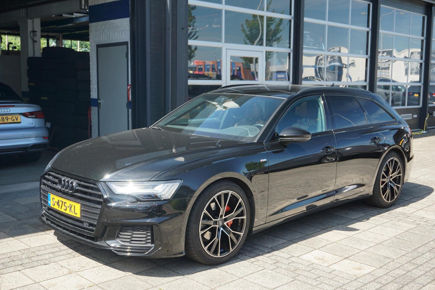 Audi A6 Avant - 40 TFSI S edition Competition | Pano | - AutoWereld.nl
