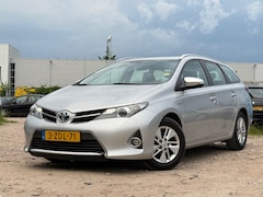 Toyota Auris Touring Sports - 1.8 Hybrid Aspiration/AUTOMAAT
