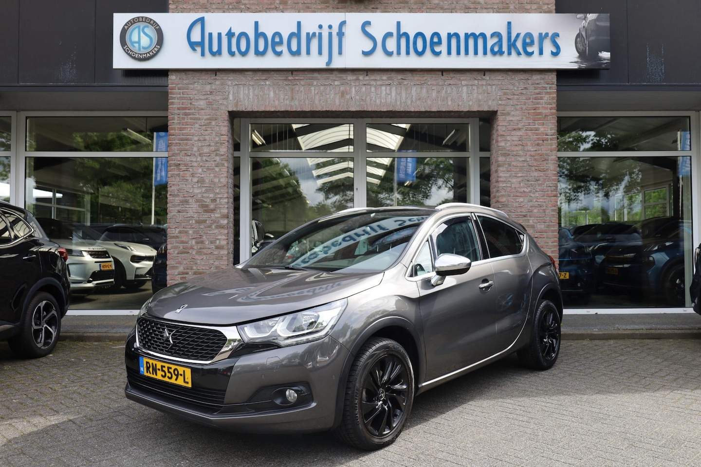 DS 4 Crossback - 1.6 BlueHDi Business CAMERA CARPLAY LEER DAB STOELVERWARMING MASSAGE NAP MEMORY DISTRIBUTI - AutoWereld.nl