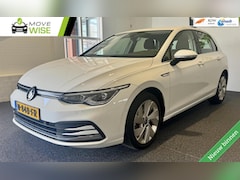 Volkswagen Golf - 1.5 eTSI 150pk Style | GOLF 8 | Automaat | 5 Deurs | Zeer Compleet | 108.000 km | 1e Eigen