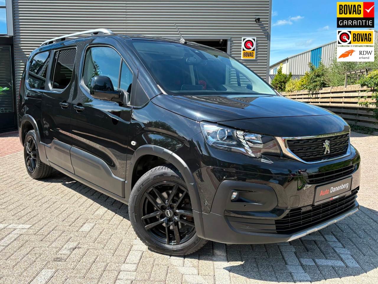 Peugeot Rifter Long - 1.2 Puretech Long L2 Allure 7 PERSOONS! TREKHAAK,STOELVERWARMING,BLACK-LINE!GARANTIE - AutoWereld.nl