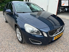 Volvo S60 - 2.0T Summum AUTOMAAT.NEW-APK.LEER.MEM.XENON.NAP