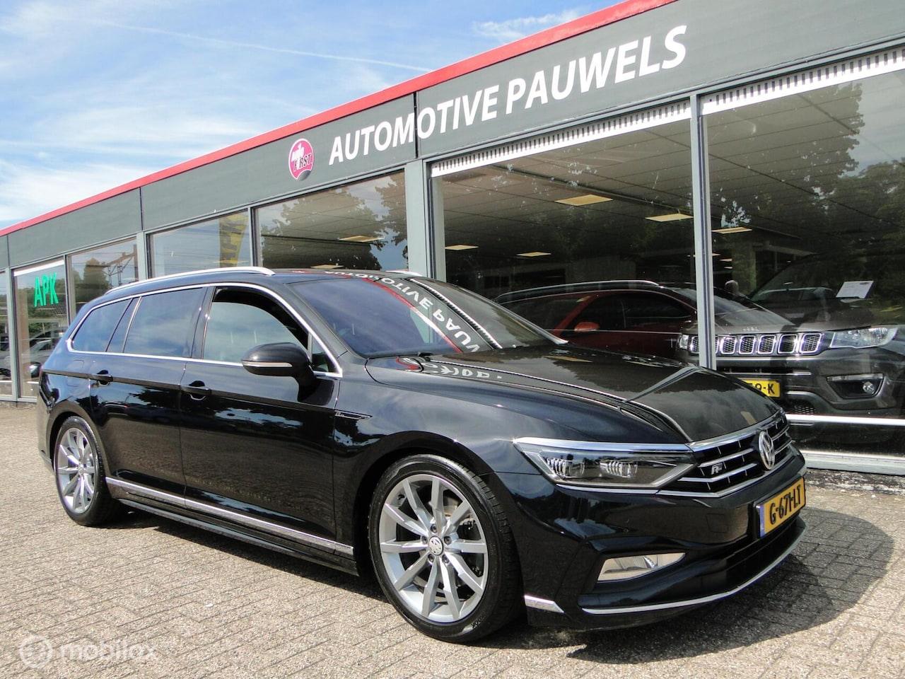 Volkswagen Passat Variant - , benzine, automaat, 187.990 - AutoWereld.nl