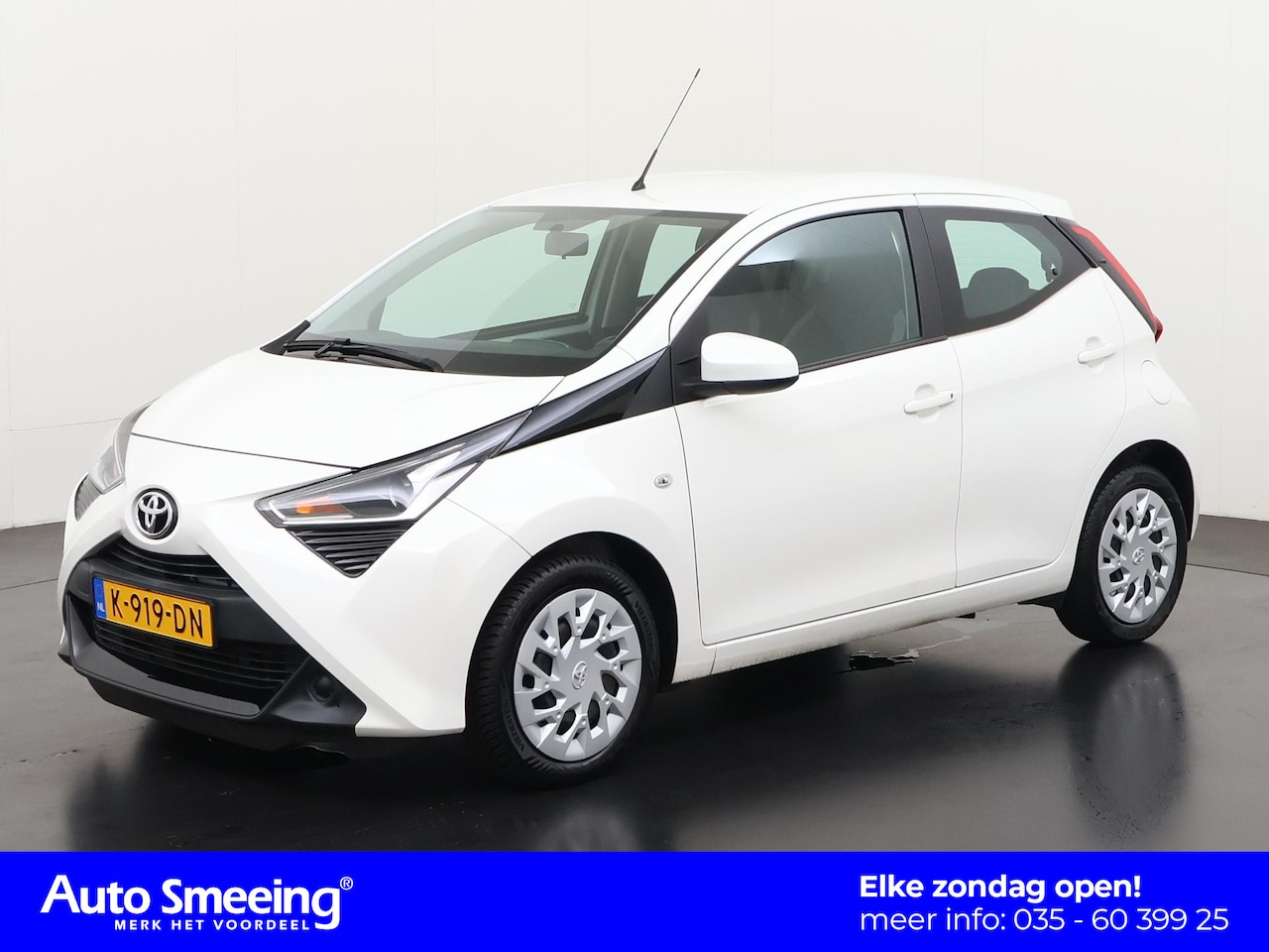 Toyota Aygo - 1.0 VVT-i x-play Automaat | Zondag Open! - AutoWereld.nl